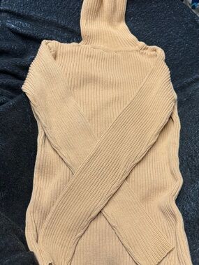 Source Unknown Ribbed Turtleneck Sweater - Tan